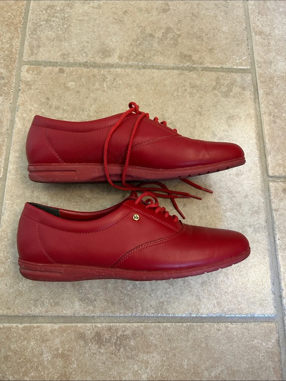 Easy Spirit Red Leather Lace-Up Derby Shoes